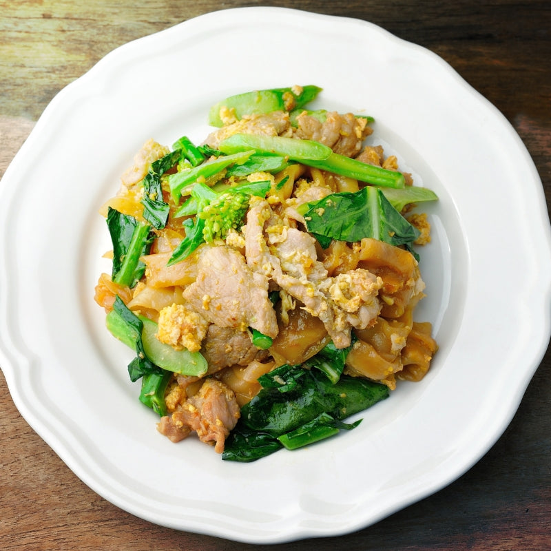 Thai style chicken thigh with savory rice 29.8.25
