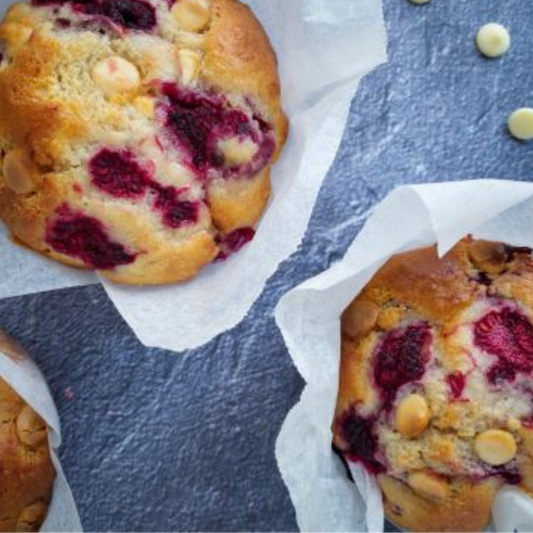 Raspberry white chocolate muffin 17.6.25